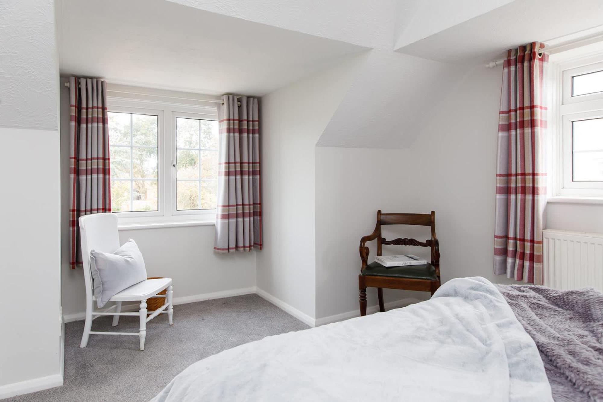 Holiday home Spacious For 8 In Witterings - Walk To
