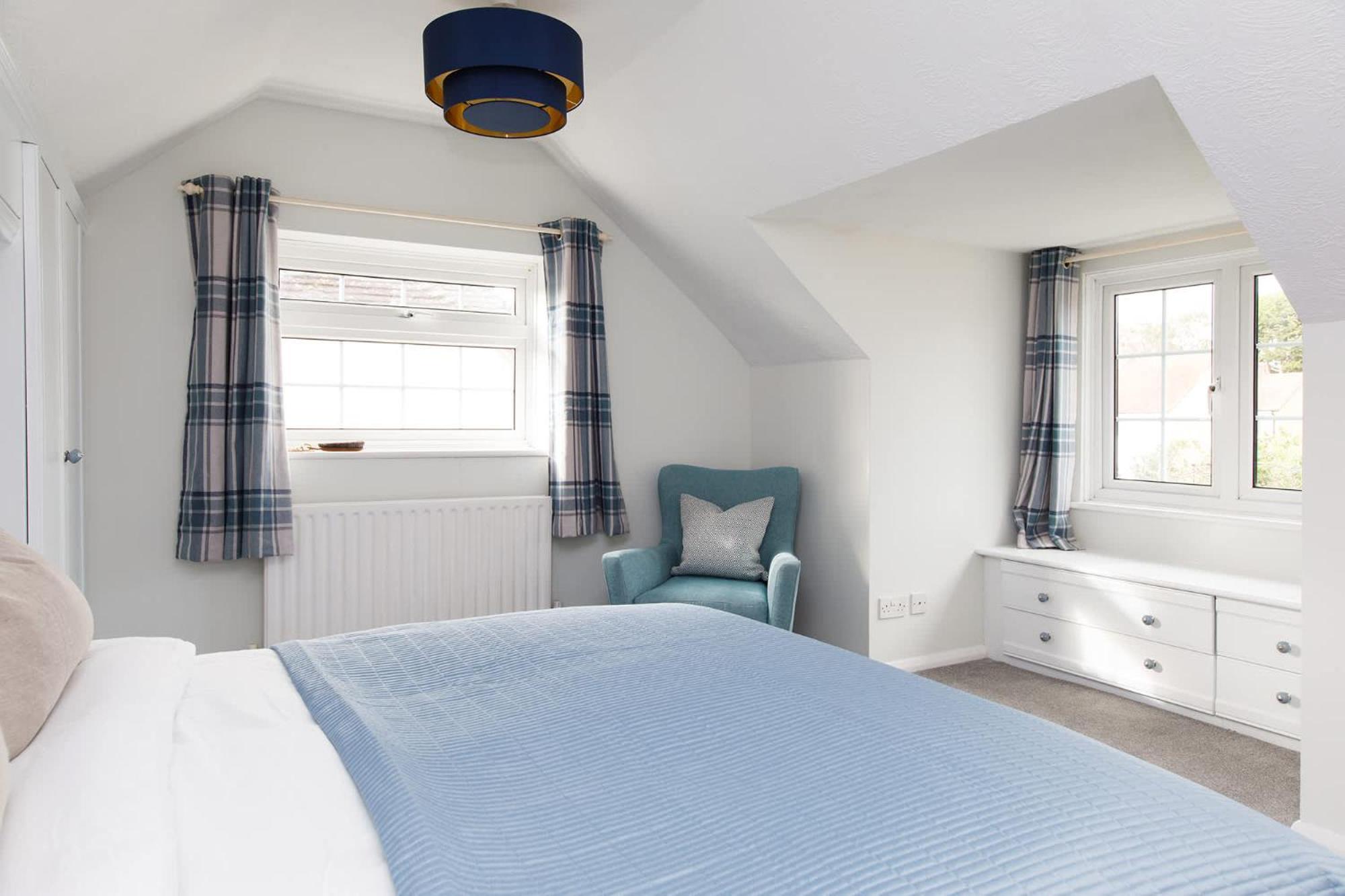 Spacious For 8 In Witterings - Walk To Holiday home *